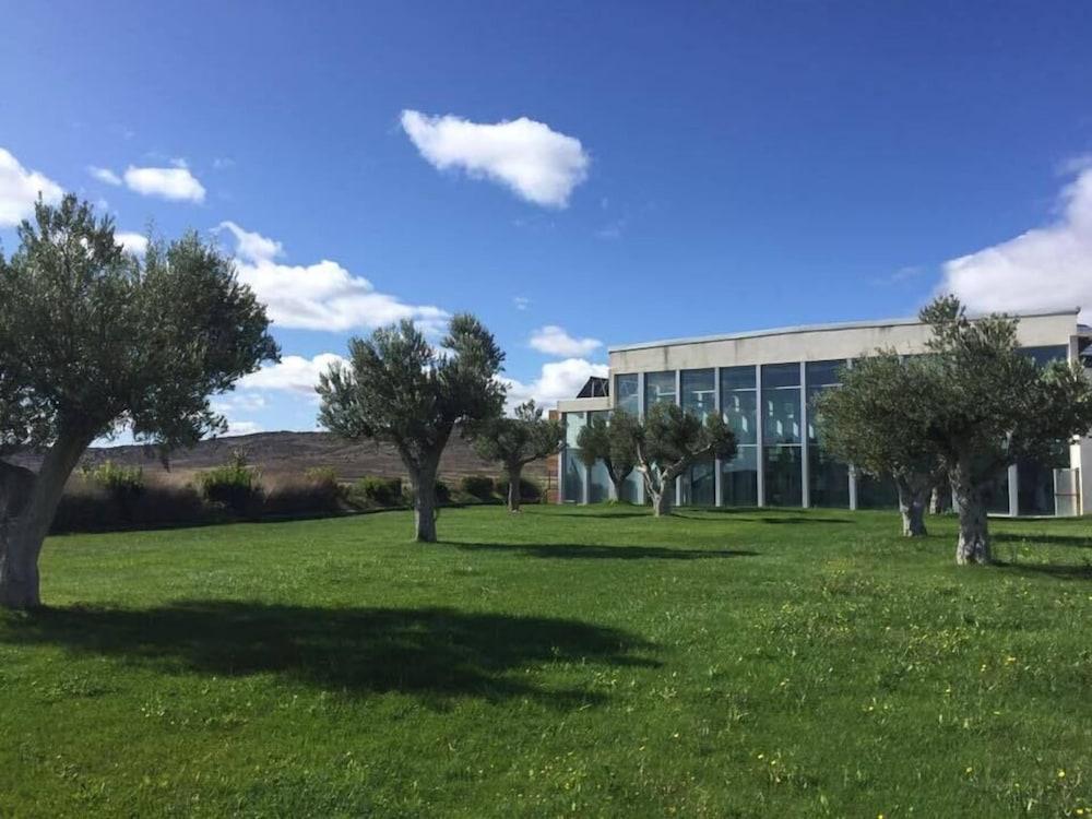 Hotel Balneario De Grávalos Exteriör bild